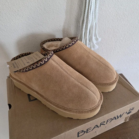 Bearpaw Martis Suede Slippers Slip Ons Size 8 NWT  Iced Coffee $75 - Picture 2 of 10